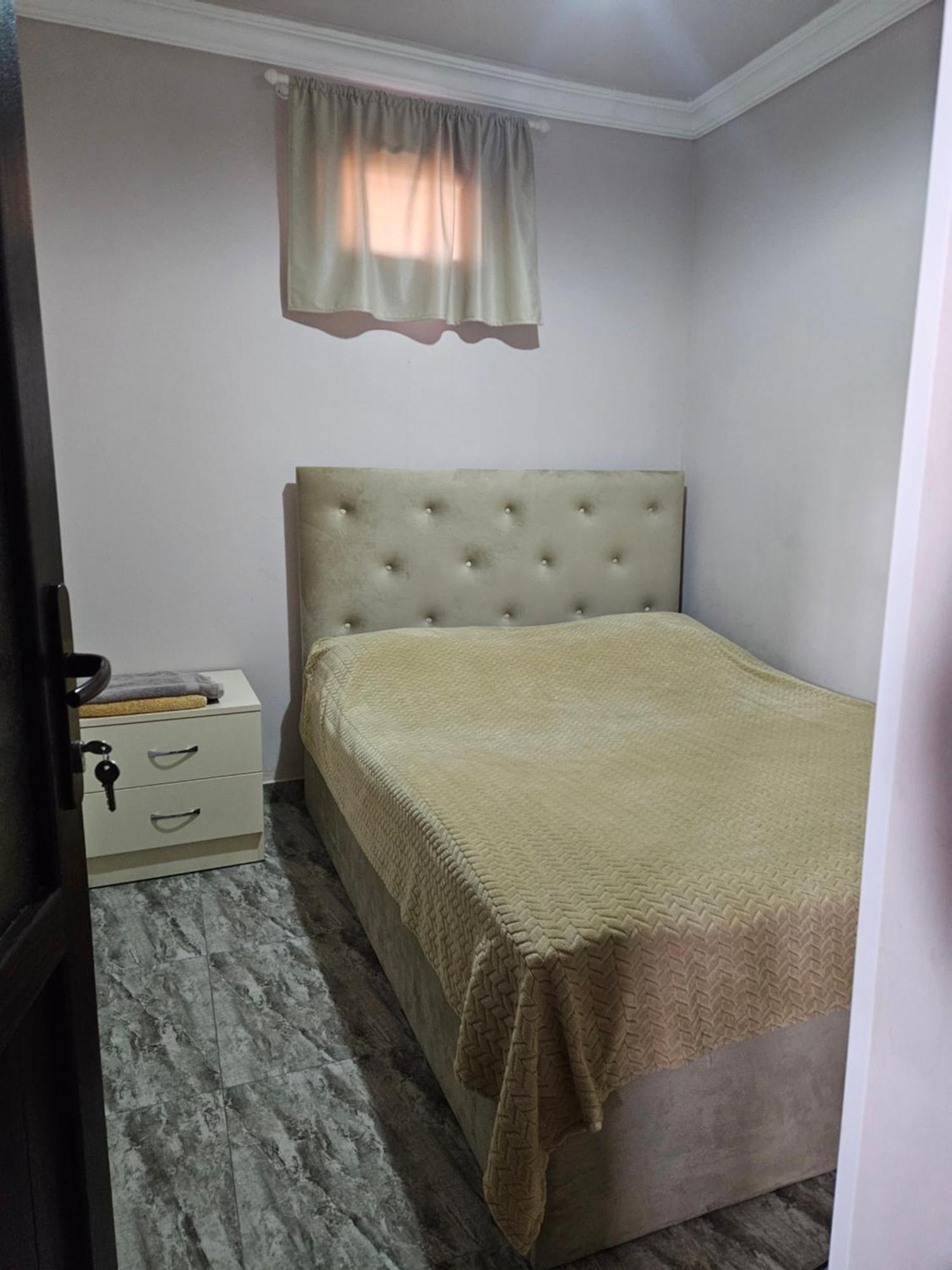 Galstyans Hotels Zvartnots Airport P'arak'ar Екстериор снимка